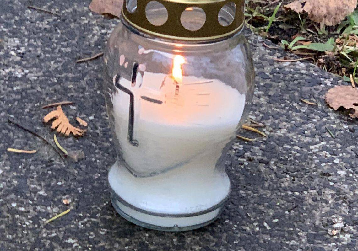 Listopadowa zaduma grafika