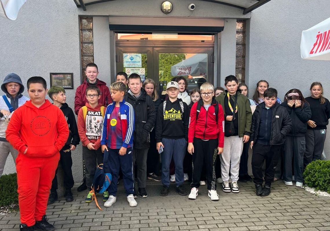 Klasa 5a w kręgielni grafika