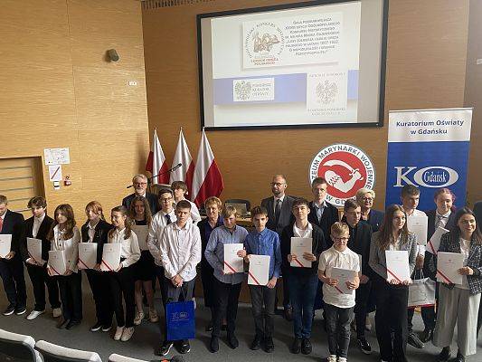 Wręczenie zaświadczeń Laureatom i Finalistom