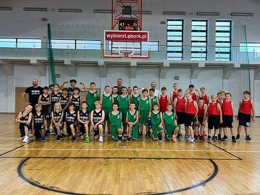 Zwycięstwo UKS Jedynka Lębork w Jesiennym Turnieju Koszykówki Chłopców