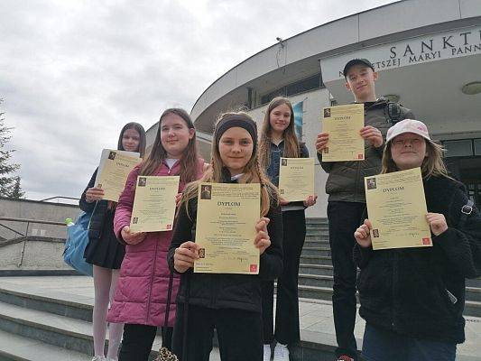 Laureaci i finaliści Wojewódzkiego Konkursu Biblijnego