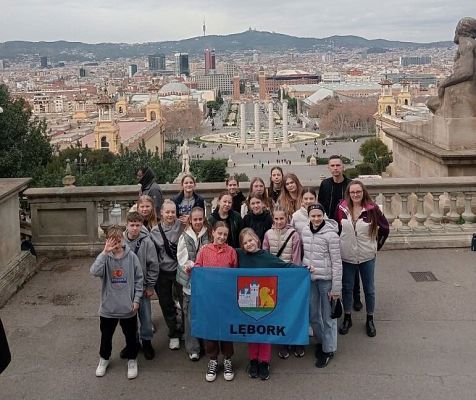 Wyjazd koszykarek do Hiszpanii: sport, przygoda i niezapomniane chwile!