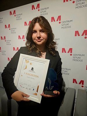 Poetycki sukces Hani