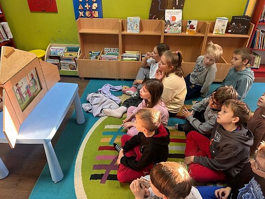 Zajęcia biblioteczne klasy 2b