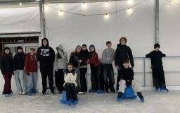 Walentynkowe szaleństwa na lodowisku