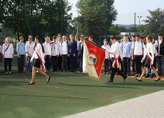 Żegnajcie wakacje, witaj szkoło! grafika