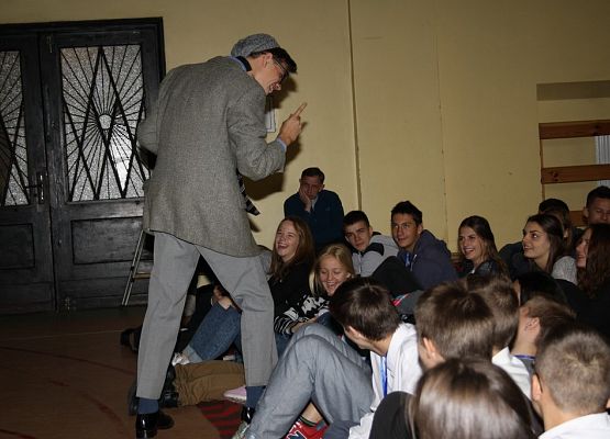 Dzień Edukacji Narodowej na wesoło grafika