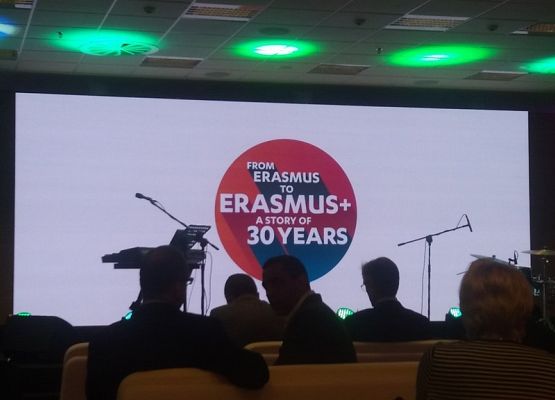 Erasmus+ grafika