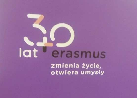 Erasmus+ grafika