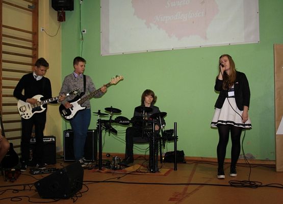 Śpiewaliśmy dla Ojczyzny - obchody Narodowego Święta Niepodległości. grafika