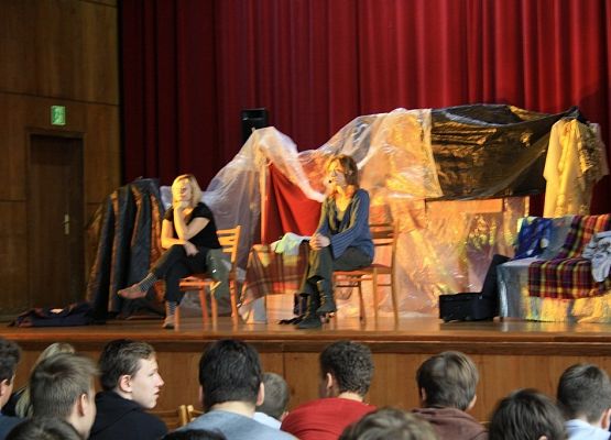 Przedstawienie ku przestrodze grafika