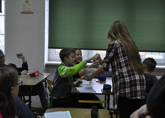 Pij soki – będziesz wielki! Kolejna ,,Witaminka” w naszej szkole grafika