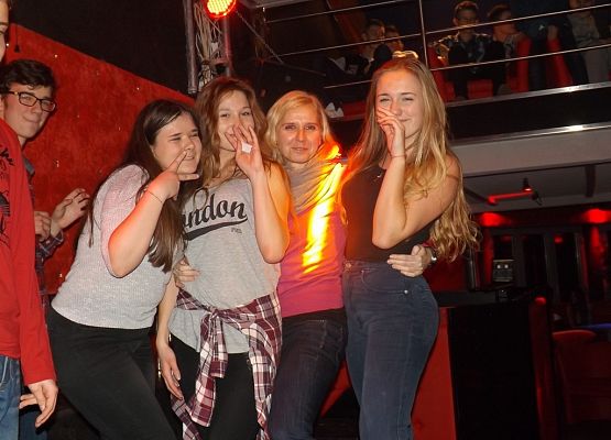 Będzie! Będzie zabawa, będzie się działo! Dyskoteka andrzejkowa w ,, Różanej” grafika