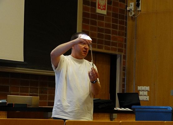 Budowa atomu i spektroskopia grafika