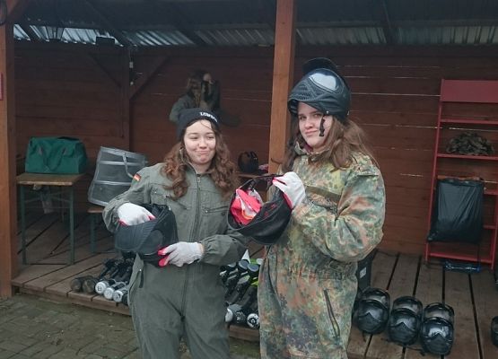 Paintballowe szaleństwo grafika