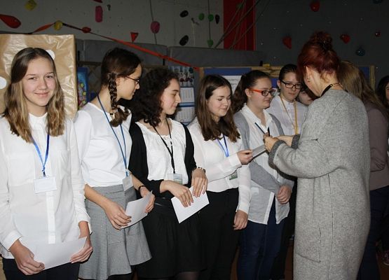 Podsumowaliśmy pierwszy semestr! grafika