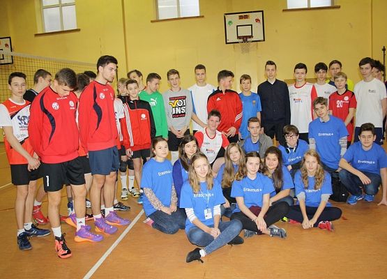 Turniej piłki siatkowej Erasmus+ grafika