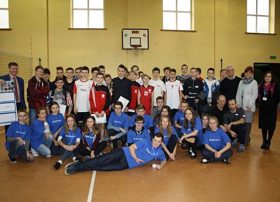 Turniej piłki siatkowej Erasmus+ grafika