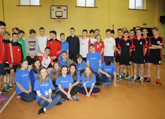 Turniej piłki siatkowej Erasmus+ grafika