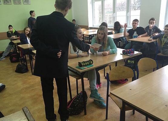 Miejcie dziś wesołe minki, bo są przecież walentynki! grafika