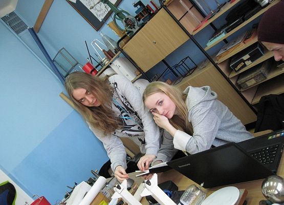 Dzień Kobiet w naszej szkole grafika