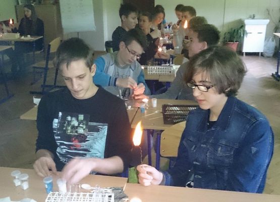 Spotkanie z chemią w Gimnazjum nr 2 w Sopocie grafika