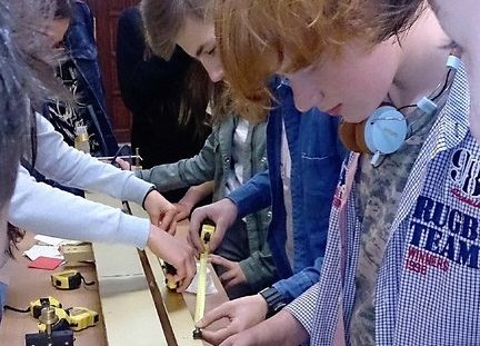 Laboratorium z fizyki grafika