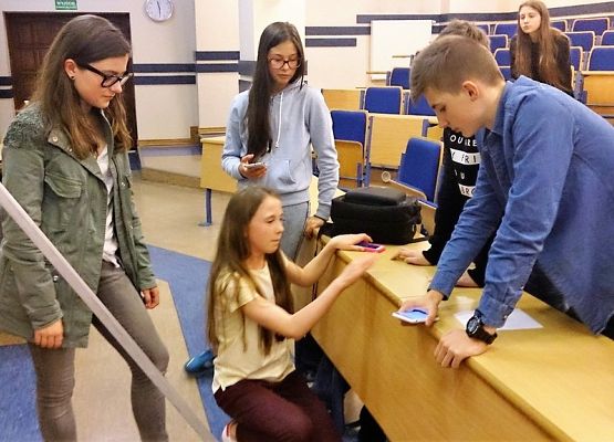 Laboratorium z fizyki grafika