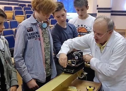 Laboratorium z fizyki grafika