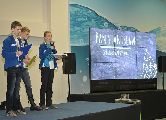 Uczniowie Gimnazjum nr 1 na Near Speace grafika