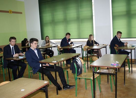 Egzamin gimnazjalny już za nami grafika