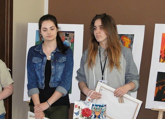 Plastyczne trofea grafika