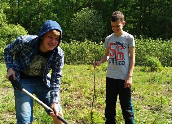 Grupa  Erasmus+   na spotkaniu z pracownikami Nadleśnictwa Lębork grafika