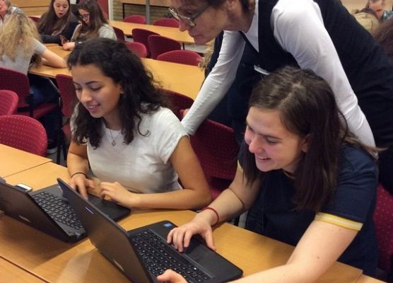 Erasmus+ na półmetku grafika