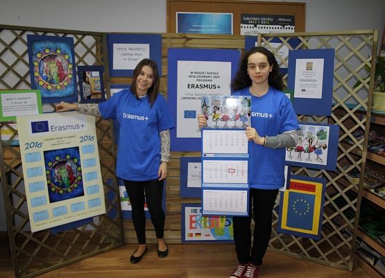 Erasmus+ na półmetku grafika