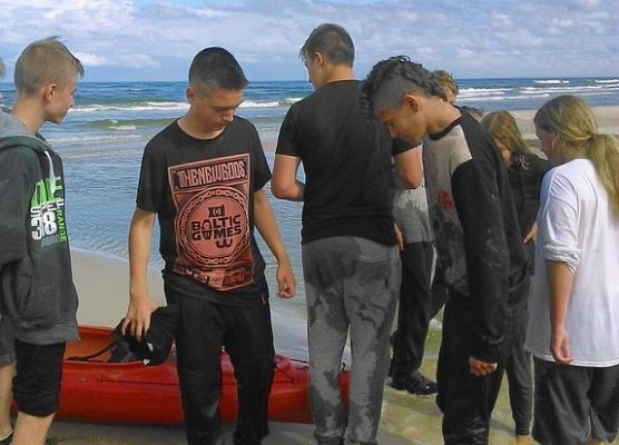 Pożegnanie lata na spływie kajakowym grafika