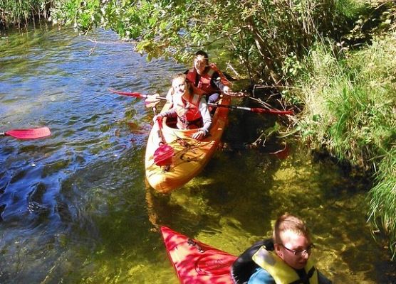 Pożegnanie lata na spływie kajakowym grafika