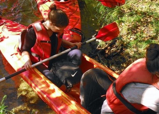 Pożegnanie lata na spływie kajakowym grafika