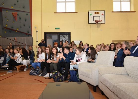 Eurowizja z ,, Erasmus+” grafika