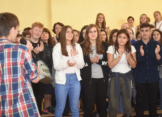 Eurowizja z ,, Erasmus+” grafika