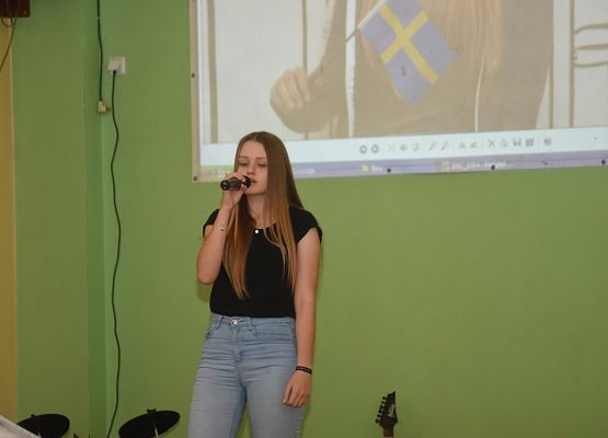 Eurowizja z ,, Erasmus+” grafika