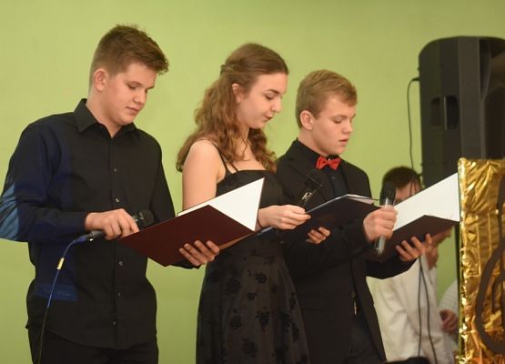 Eurowizja z ,, Erasmus+” grafika