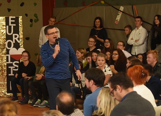 Eurowizja z ,, Erasmus+” grafika