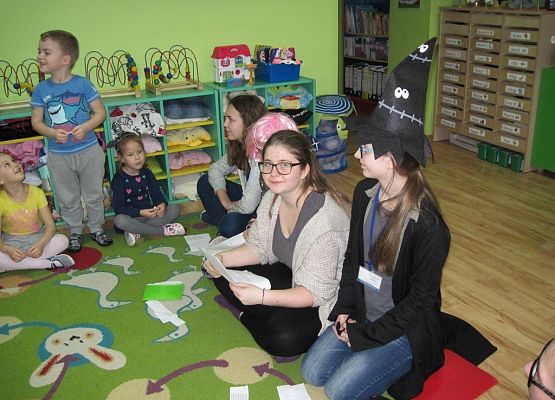 Hokus - pokus, czary-mary, niech się spełnią andrzejkowe  czary  – kolejne spotkanie czytelnicze dla najmłodszych grafika