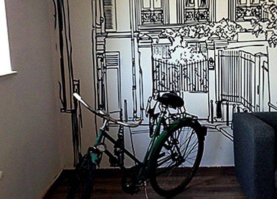 Uwaga! świeżo malowane grafika