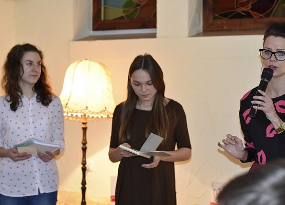 Sukces Ani w konkursie poetyckim grafika