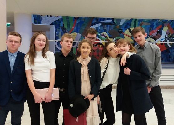 Piątkowy wieczór w Teatrze Muzycznym grafika