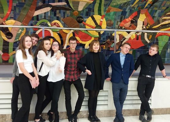 Piątkowy wieczór w Teatrze Muzycznym grafika