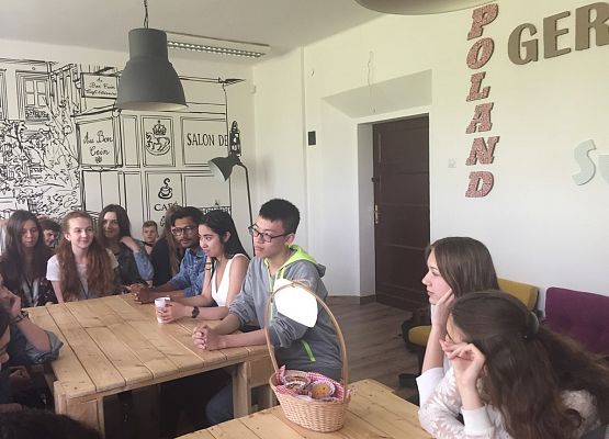 Spotkanie z młodymi wolontariuszami grafika