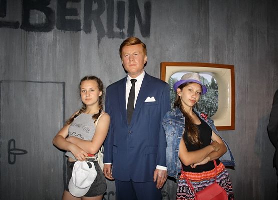 Wycieczka pełna atrakcji grafika